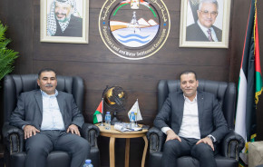 رئيس البلدية يبحث مع رئيس هيئة تسوية الأراضي سبل التعاون وتحسين الخدمات المقدمة