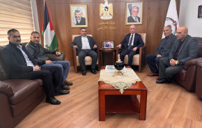 رئيس البلدية  يلتقي رئيس سلطة الأراضي لتعزيز التعاون ومتابعة احتياجات السموع
