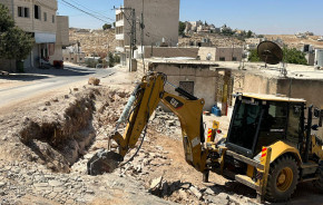 إنشاء جدار استنادي في رافات