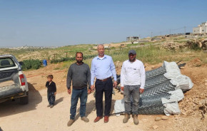 البلدية تقدم دعمًا لمزارعين بمنطقة "خلة انياص" تعزيزا لصمودهم