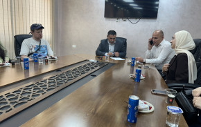 وفد  مركز التميز "إكسلنس" لتعليم اللغة الإنجليزية يزور بلدية السموع ومركزها الثقافي