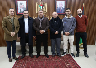 زيارة البلدية مكتب محافظة الخليل