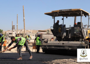 مشروع تعبيد شارع رابط أبو هوى بطول 760 مترًا
