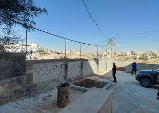 الانتهاء من بناء سور لمدرسة ذكور السموع الأساسية