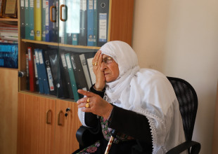 رئيس البلدية ومديرها يتفقدان اليوم الطبي لفحص العيون