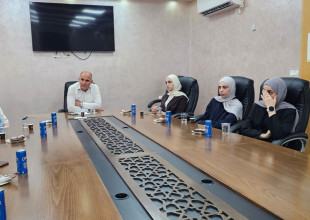 وفد  مركز التميز "إكسلنس" لتعليم اللغة الإنجليزية يزور بلدية السموع ومركزها الثقافي