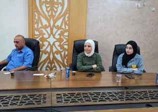 وفد  مركز التميز "إكسلنس" لتعليم اللغة الإنجليزية يزور بلدية السموع ومركزها الثقافي