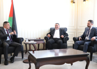 زيارة وفد من البنك العربي بلدية السموع