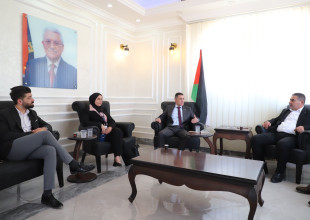 زيارة وفد من البنك العربي بلدية السموع