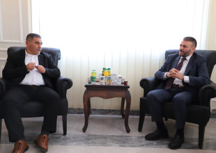 الأمين العام لمجلس القضاء الشرعي يزور البلدية