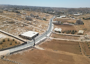 الاستلام الأولي لمشروع تأهيل وتعبيد الطرق الداخلية في البلدة