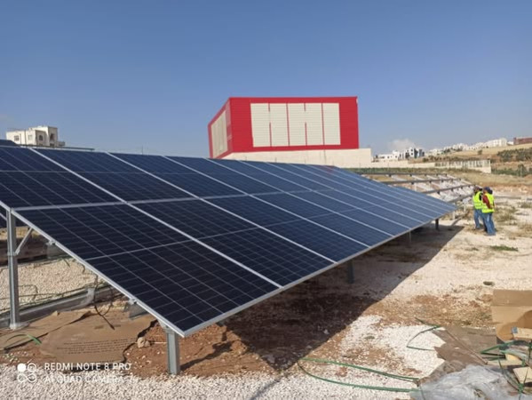 البلدية تنهي أعمال تنفيذ محطة شمسية بقدرة 1.3 واط