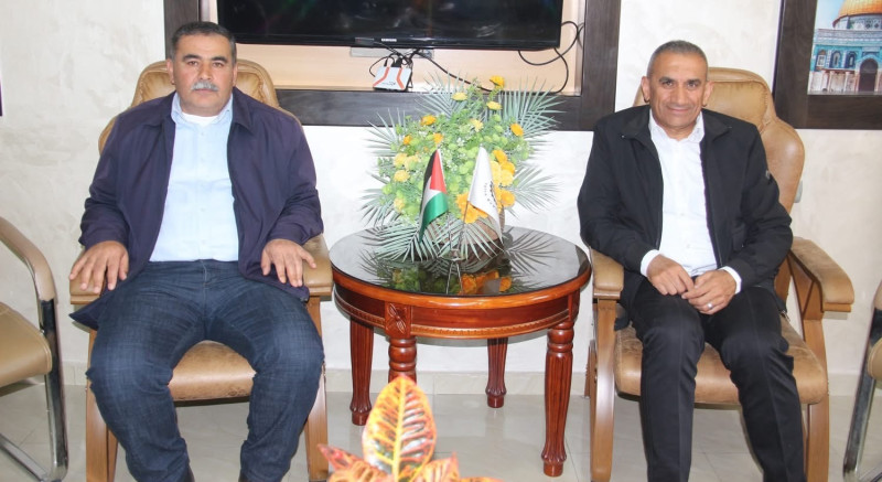 زيارة رئيس بلدية السموع لرئيس بلدية يطا