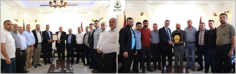 رئيس البلدية يستقبل المهنئين بتوليه منصبه ويناقش آفاقًا للتعاون المستقبلي